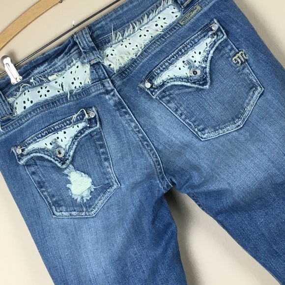 Miss Me Denim - Miss Me Lace Trimmed Cuffed Capris